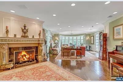 1055 High Mountain Road, Franklin Lakes, NJ 07417 - Photo 10