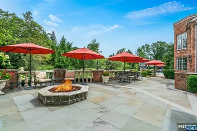 1055 High Mountain Road, Franklin Lakes, NJ 07417 - Photo 16
