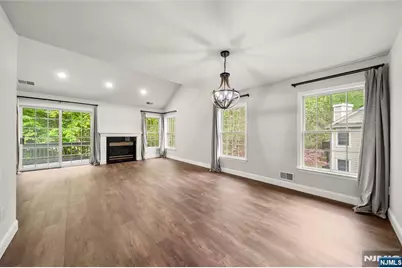 25 Woods Edge, Old Tappan, NJ 07675 - Photo 12