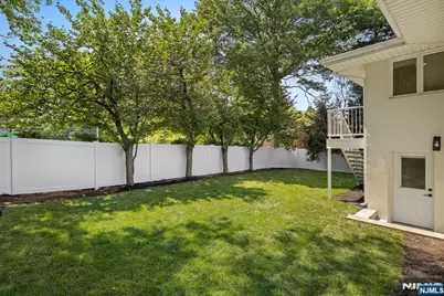 14 Chestnut Avenue, Closter, NJ 07624 - Photo 30