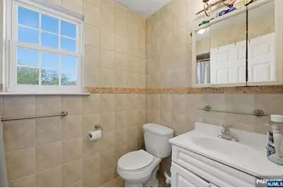 141 Schuyler Avenue, Newark, NJ 07112 - Photo 14
