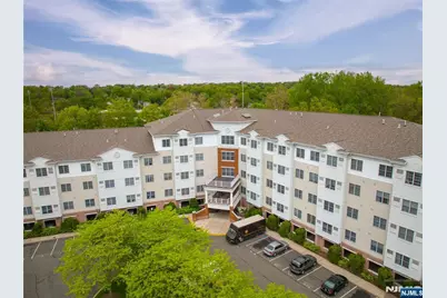 189 Forest 112 #112, Paramus, NJ 07652 - Photo 2