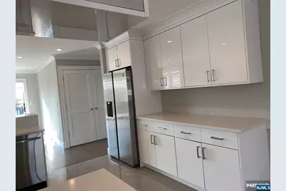 56 W Ruby Avenue 2Fl #2FL, Palisades Park, NJ 07650 - Photo 34