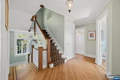 130 Mountain Avenue, Montclair, NJ 07042 - Photo 18