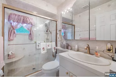 347 Mansfield Avenue, Secaucus, NJ 07094 - Photo 18