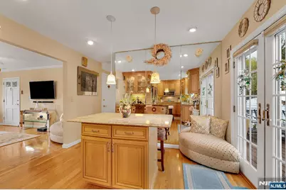 347 Mansfield Avenue, Secaucus, NJ 07094 - Photo 16