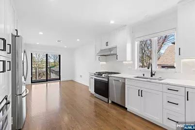 213 7th Street 2nd Fl #2ND FL, Palisades Park, NJ 07650 - Photo 4