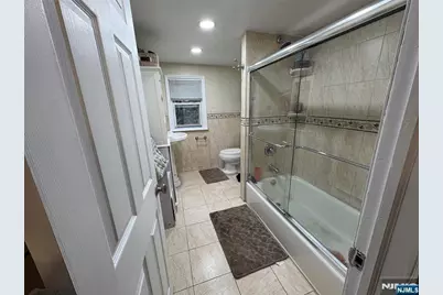 40 Sylvan Avenue, Bergenfield, NJ 07621 - Photo 12