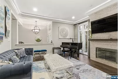 119 Hudson Cove, Edgewater, NJ 07020 - Photo 18