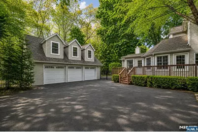 63 Park Avenue, Wyckoff Township, NJ 07481 - Photo 6