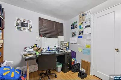 58 Sussex Road, Bergenfield, NJ 07621 - Photo 16
