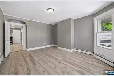 7 Belle Avenue, Paterson, NJ 07522 - Photo 4