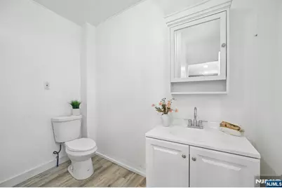 7 Belle Avenue, Paterson, NJ 07522 - Photo 12