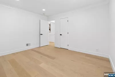 110 Central Avenue, Rochelle Park Township, NJ 07662 - Photo 10