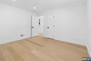 110 Central Ave, Rochelle Park Township, NJ 07662 - Photo 10