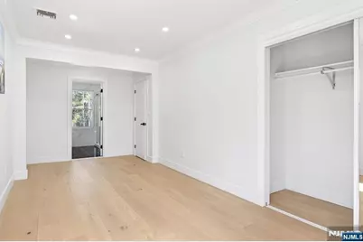 110 Central Avenue, Rochelle Park Township, NJ 07662 - Photo 16