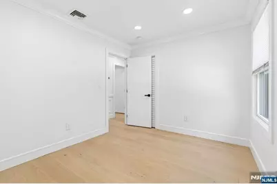 110 Central Avenue, Rochelle Park Township, NJ 07662 - Photo 14
