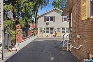 386 Kinderkamack Rd, Oradell, NJ 07649 - Photo 16