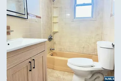 4 Burdette Place, Fairview, NJ 07022 - Photo 10