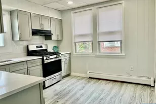 4 Burdette Pl, Fairview, NJ 07022 - Photo 2