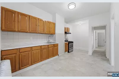1507 Kerrigan Avenue, Union City, NJ 07087 - Photo 10
