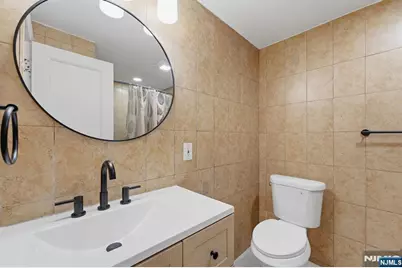 1507 Kerrigan Avenue, Union City, NJ 07087 - Photo 20