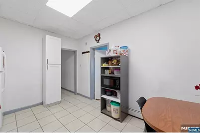 1507 Kerrigan Avenue, Union City, NJ 07087 - Photo 26