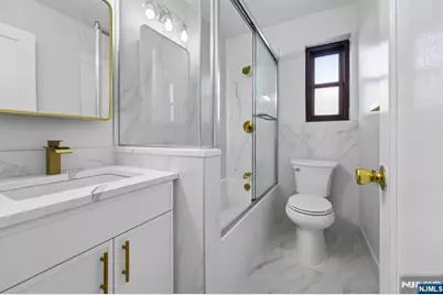 2329 Hudson Terrace E9 #E9, Fort Lee, NJ 07024 - Photo 10