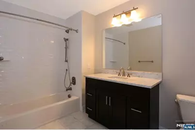 2-48 Grove Avenue 16 #16, Cedar Grove, NJ 07009 - Photo 6