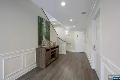 2-48 Grove Avenue 16 #16, Cedar Grove, NJ 07009 - Photo 8