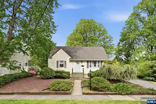 264 Fern St, Washington Township, NJ 07676 - Photo 2