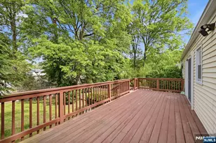 264 Fern St, Washington Township, NJ 07676 - Photo 6
