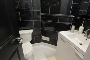 402 Cliff St, Fairview, NJ 07022 - Photo 6