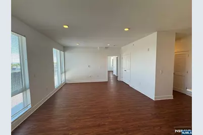 85 Ridge Road 505 #505, North Arlington, NJ 07031 - Photo 8