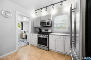 125 Alexander Ave, Montclair, NJ 07043 - Photo 26
