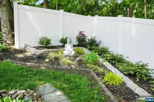 125 Alexander Ave, Montclair, NJ 07043 - Photo 42