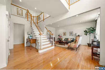 48 Bovensiepen Court, Roseland, NJ 07068 - Photo 4