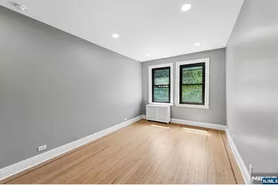 131 Kensington Avenue D5 #D5, Jersey City, NJ 07304 - Photo 2