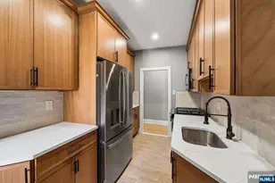 131 Kensington Ave D5, Jersey City, NJ 07304 - Photo 16