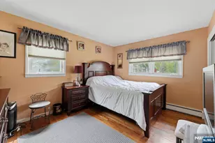 123 Cosman St, Washington Township, NJ 07676 - Photo 10
