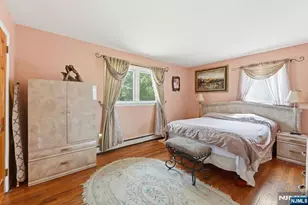 123 Cosman St, Washington Township, NJ 07676 - Photo 8