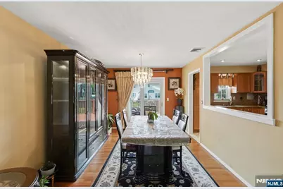 123 Cosman Street, Washington Township, NJ 07676 - Photo 6