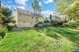 225 Linden Rd, Wayne, NJ 07470 - Photo 8