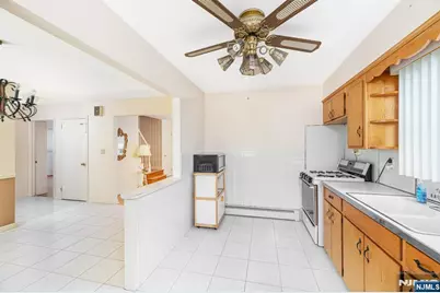225 Linden Road, Wayne, NJ 07470 - Photo 22