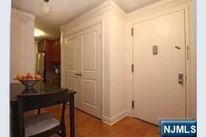 500 Central Avenue 213 #213, Union City, NJ 07087 - Photo 2