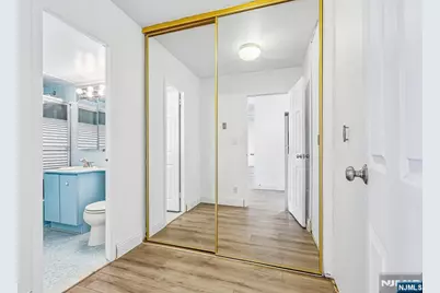 1203 River Road 9G #9G, Edgewater, NJ 07020 - Photo 12
