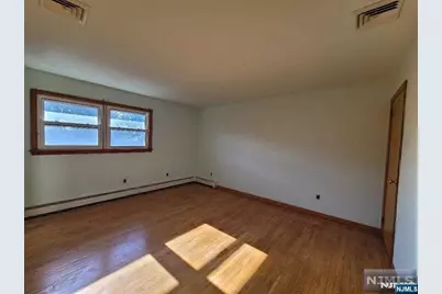 46 E Central Boulevard 2nd Floor #2ND FLOOR, Palisades Park, NJ 07650 - Photo 4