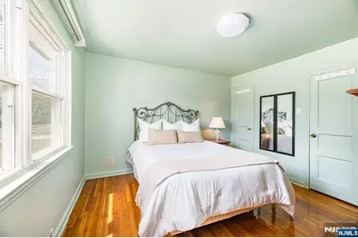 40 South Drive, Rochelle Park Township, NJ 07662 - Photo 12