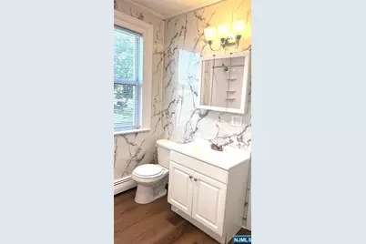 322 Carmita, Rutherford, NJ 07094 - Photo 10