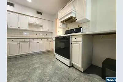 26 7th Street B #B, Cresskill, NJ 07626 - Photo 12